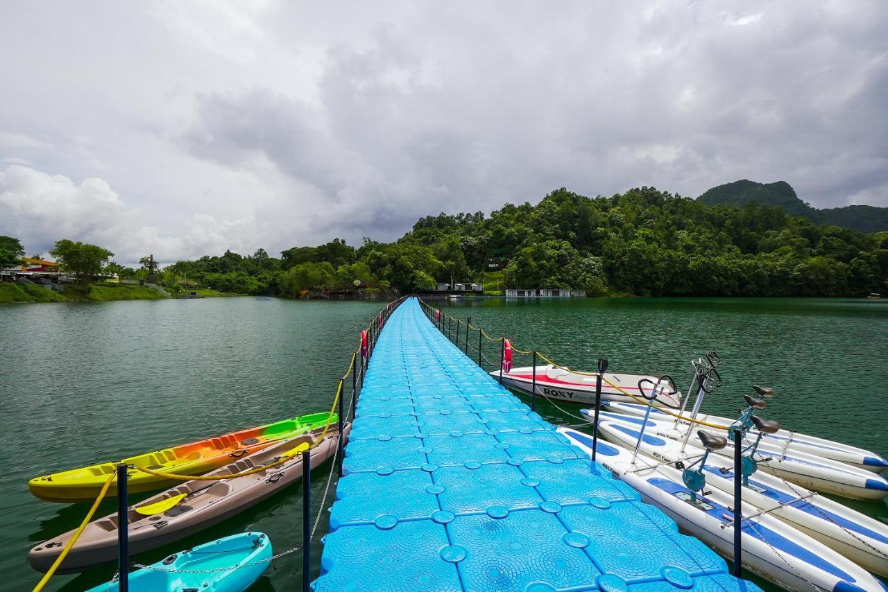 Roxy Tasik Biru Resort City Bau Bagian luar foto